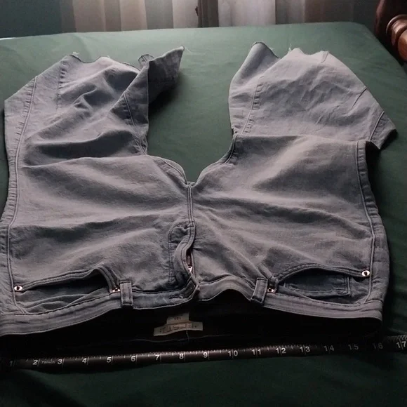 Torrid Festi Super Flare Jeans - Picture 3 of 6